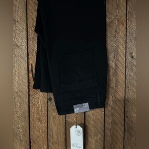 1822 Black Pants with Pocket Detail